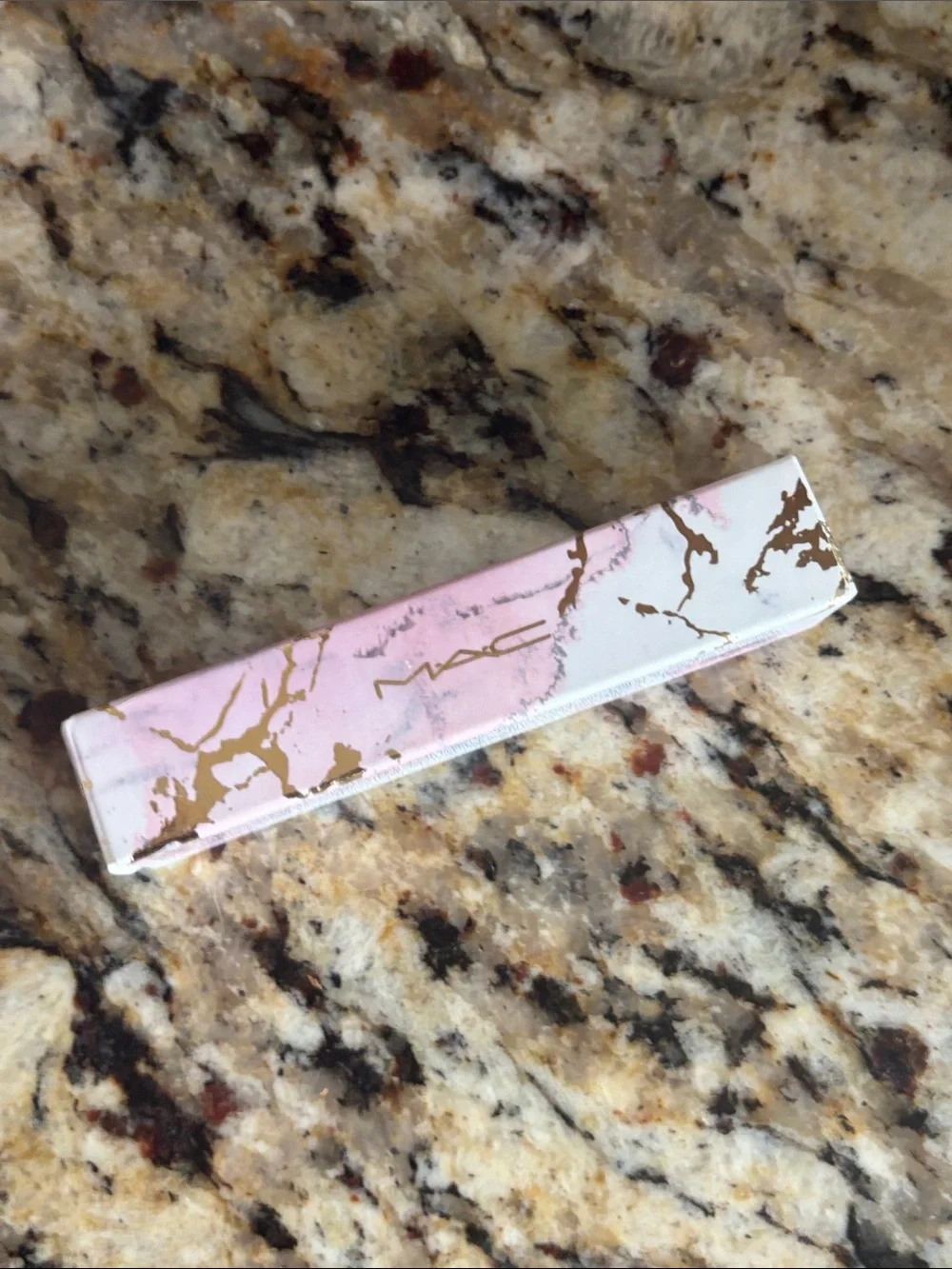 🌷🎃Mac Coral Of The Wild Lip Gloss